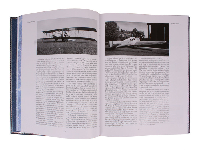 Книга в кожаном переплете "History of airplan"